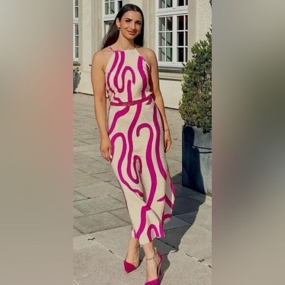 Mango blogger favorite printed halter neck flowy dress - Picture 7 of 11